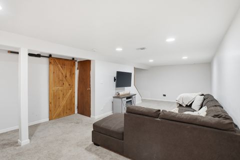 Tiny photo for 911 Somerset Street, New Lenox, IL 60451 (MLS # 12587397)