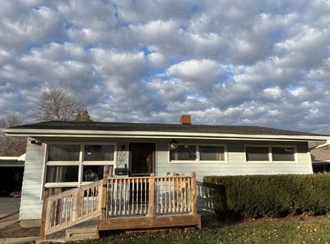 Photo of 111 E Royal Drive, DeKalb, IL 60115 (MLS # 12504813)