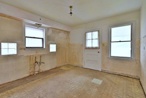 Tiny photo for 2504 Leyden Avenue, River Grove, IL 60171 (MLS # 12502776)