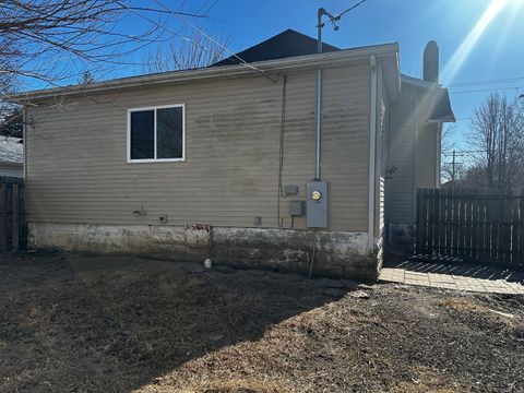 Tiny photo for 1001 E Oak Street, West Frankfort, IL 62896 (MLS # 12553033)