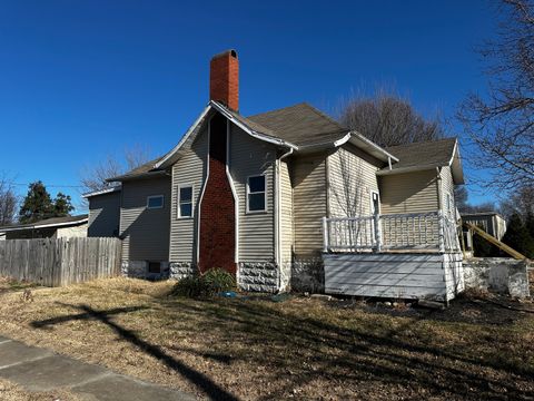 Tiny photo for 1001 E Oak Street, West Frankfort, IL 62896 (MLS # 12553033)