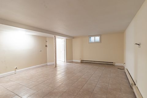 Tiny photo for 640 Sanders Court, Gurnee, IL 60031 (MLS # 12541562)