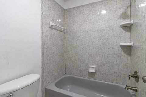 Tiny photo for 640 Sanders Court, Gurnee, IL 60031 (MLS # 12541562)