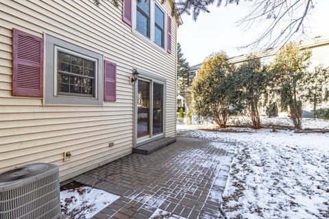 Tiny photo for 640 Sanders Court, Gurnee, IL 60031 (MLS # 12541562)