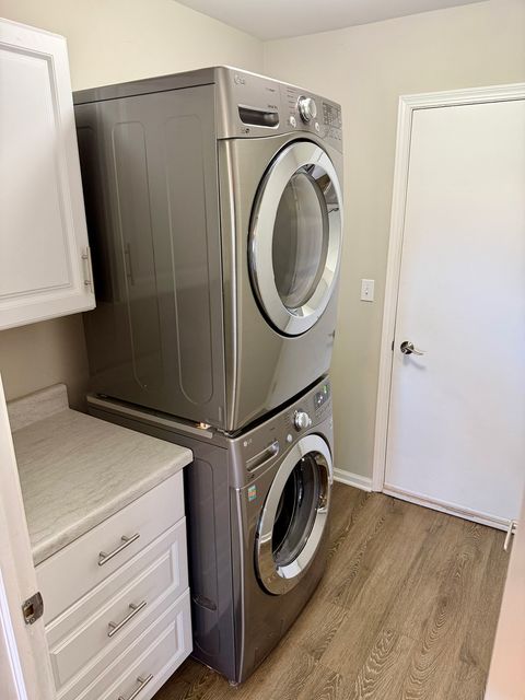 Tiny photo for 14137 Sterling Drive, Orland Park, IL 60467 (MLS # 12613600)