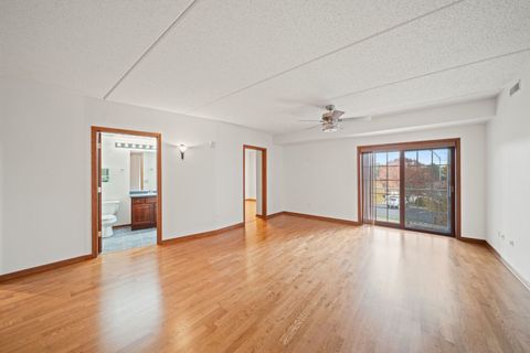 Tiny photo for 601 W Rand Road #207, Arlington Heights, IL 60004 (MLS # 12510026)