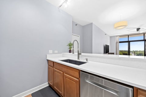 Tiny photo for 1322 S Prairie Avenue #804, Chicago, IL 60605 (MLS # 12657618)