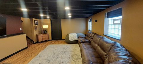 Tiny photo for 10824 Laporte Avenue, Oak Lawn, IL 60453 (MLS # 12558104)