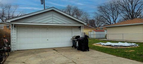 Tiny photo for 10824 Laporte Avenue, Oak Lawn, IL 60453 (MLS # 12558104)