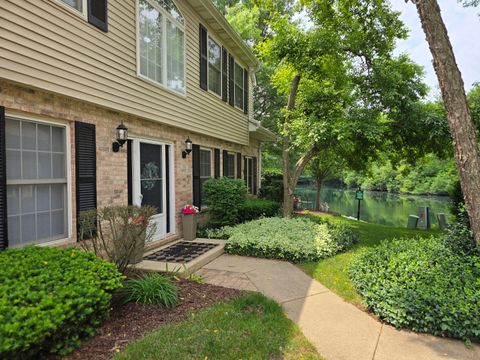 1530 Laurel Oaks Drive Streamwood IL 60107