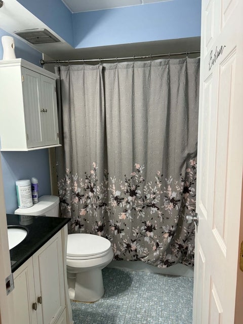 Tiny photo for 7004 99th Street #204E, Chicago Ridge, IL 60415 (MLS # 12789822)