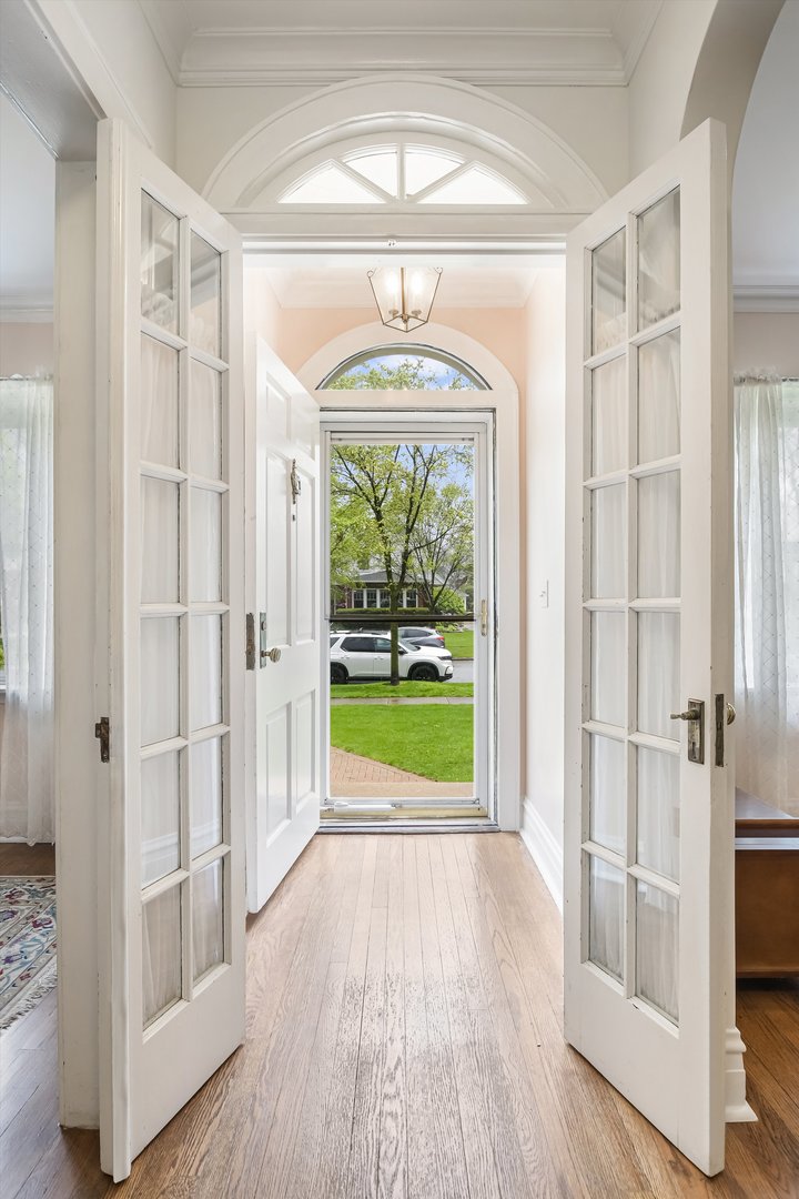 230 Wisner