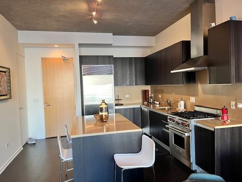 Tiny photo for 600 N Fairbanks Court #1406, Chicago, IL 60611 (MLS # 12460382)