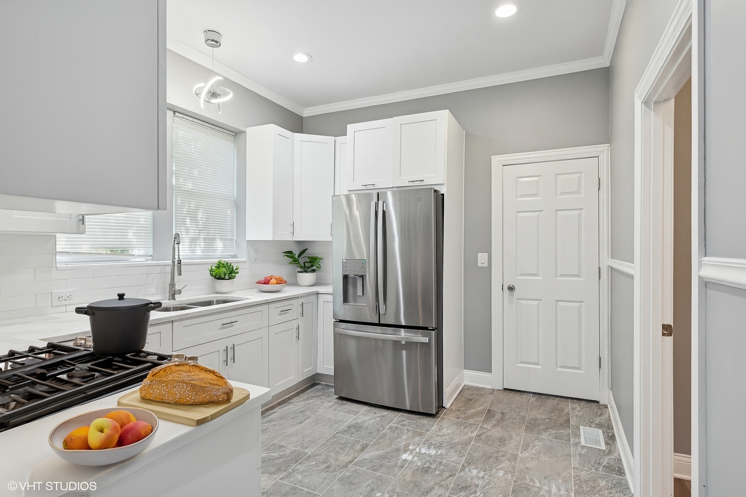642 E 90th Street