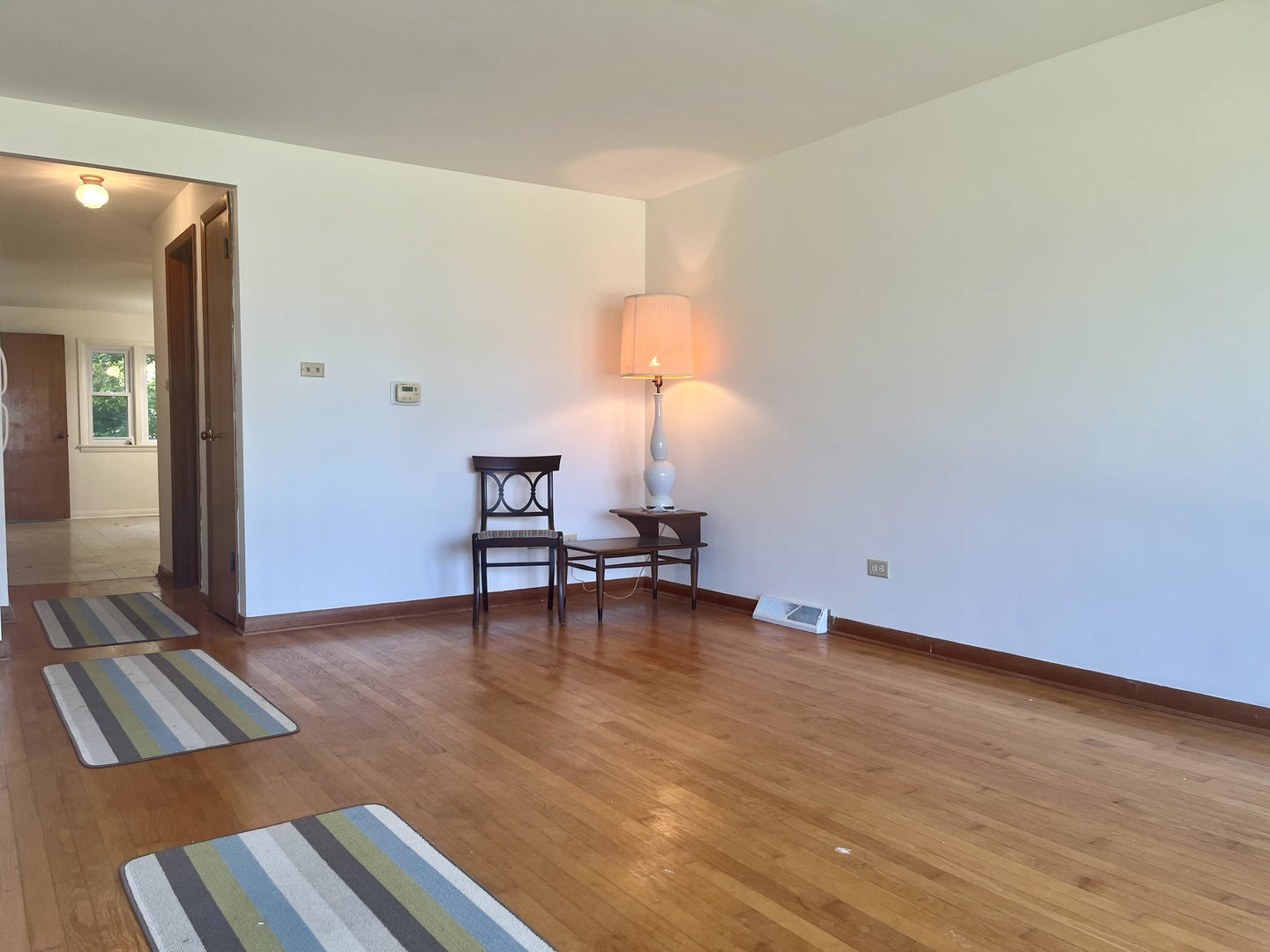 5733 W 83rd Place