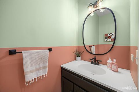 Tiny photo for 490 Treasure Drive, Oswego, IL 60543 (MLS # 12607449)