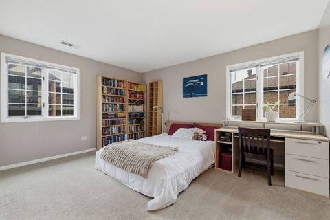 Tiny photo for Willowbrook, IL 60527 (MLS # 12575635)