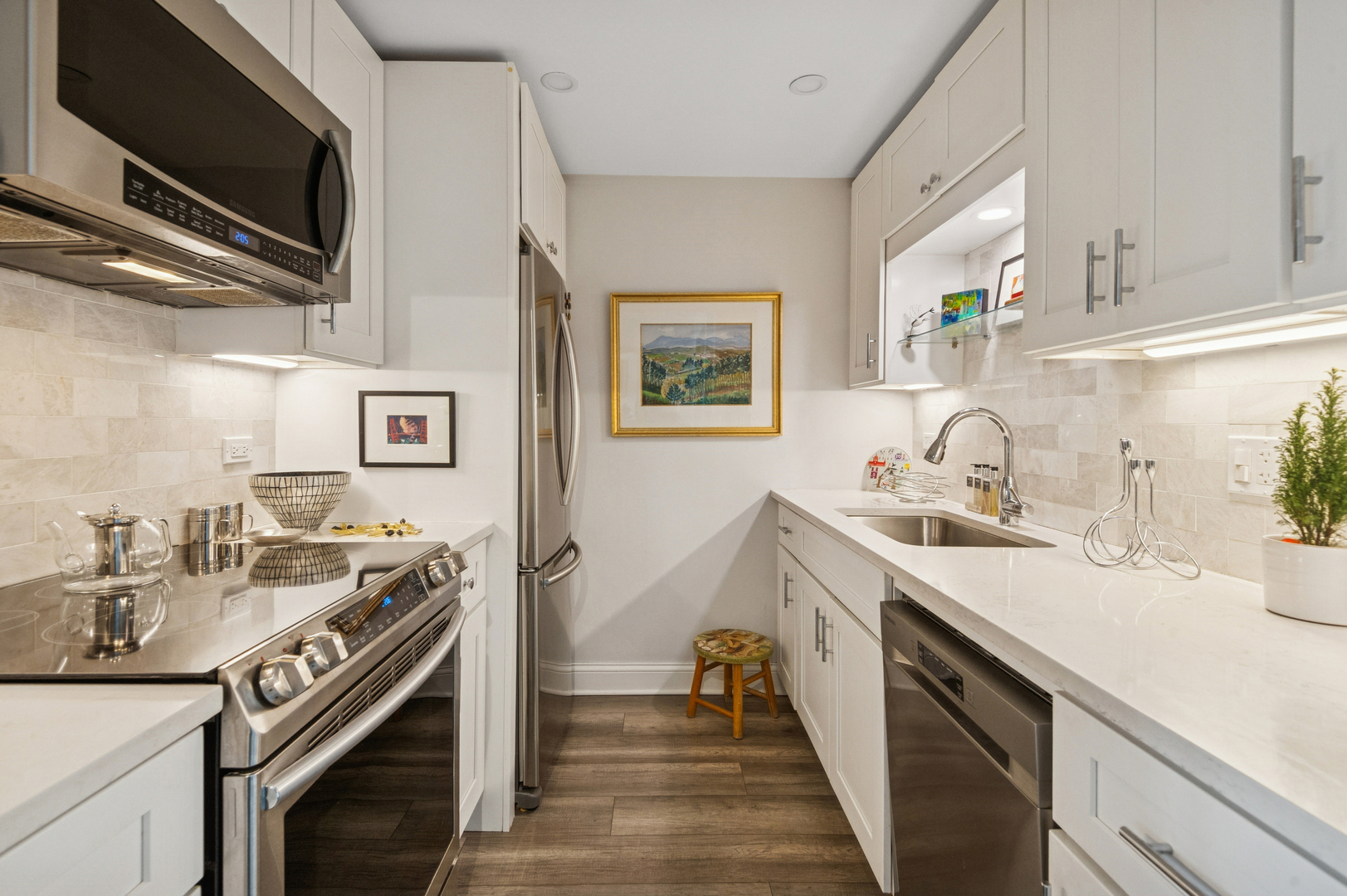 1625 Sheridan Road 204