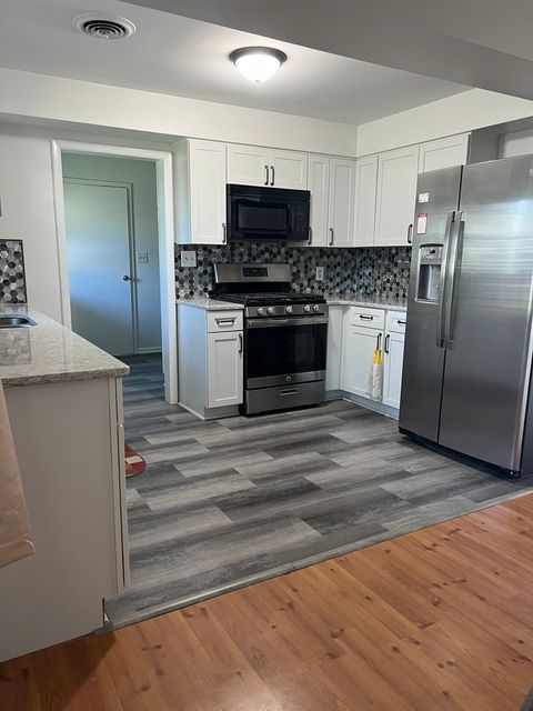 Tiny photo for 1347 Jeffery Street, Bradley, IL 60915 (MLS # 12470347)