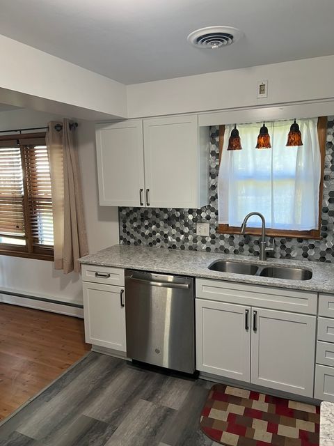 Tiny photo for 1347 Jeffery Street, Bradley, IL 60915 (MLS # 12470347)