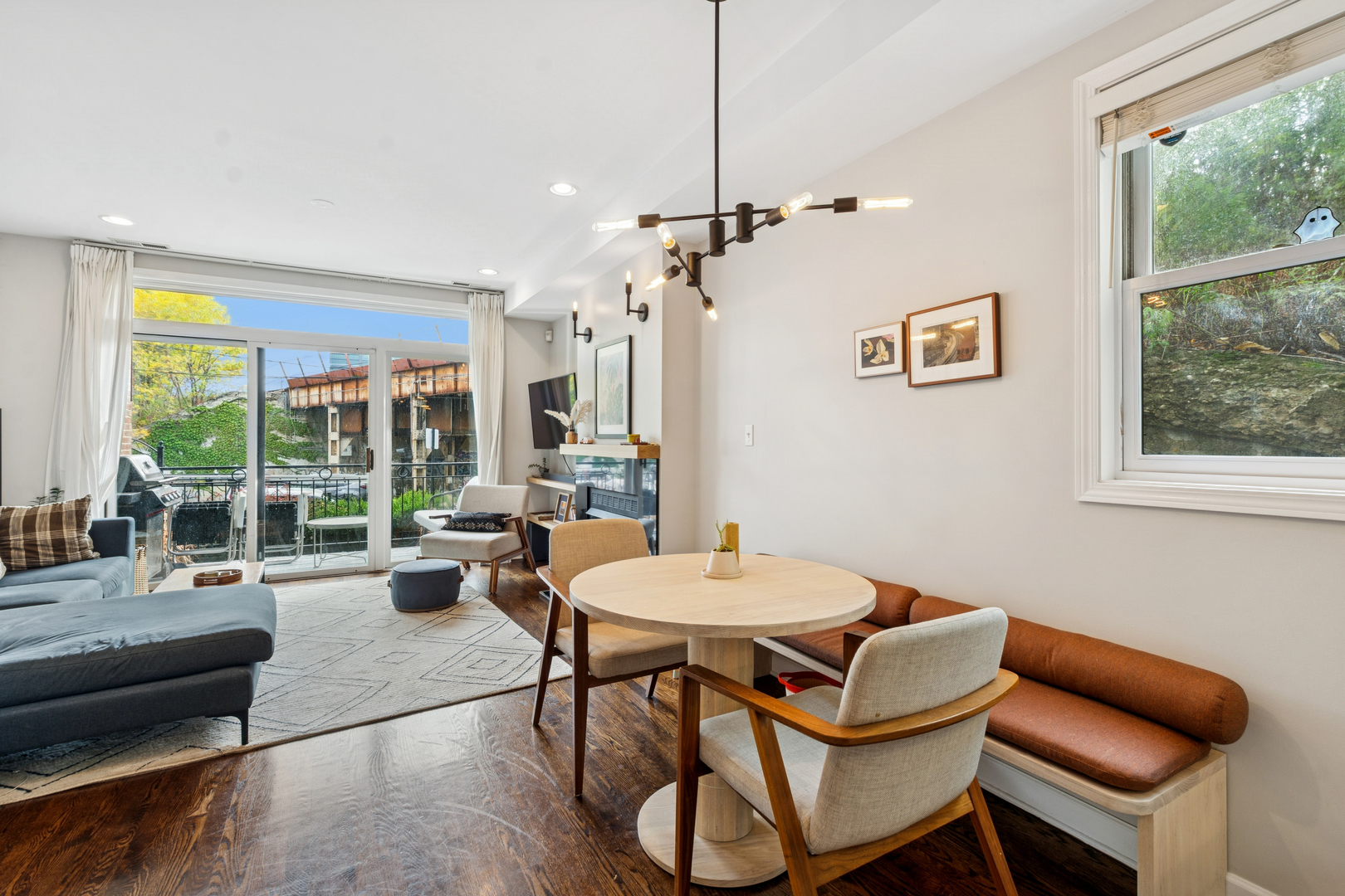416 N Ada Street 1