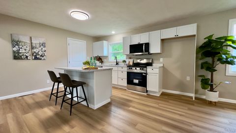 Tiny photo for 211 E Cleveland Street, West Frankfort, IL 62896 (MLS # 12639904)