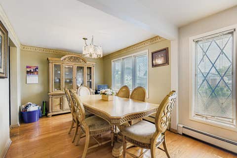 Tiny photo for 9045 S Sacramento Avenue, Evergreen Park, IL 60805 (MLS # 12474926)