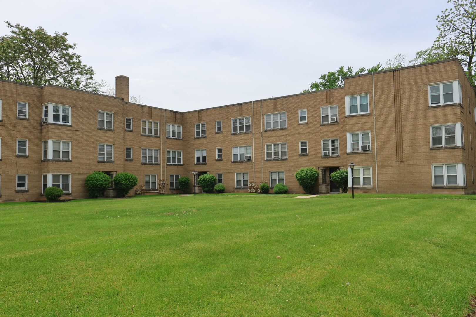 1747 W 95th Place 1