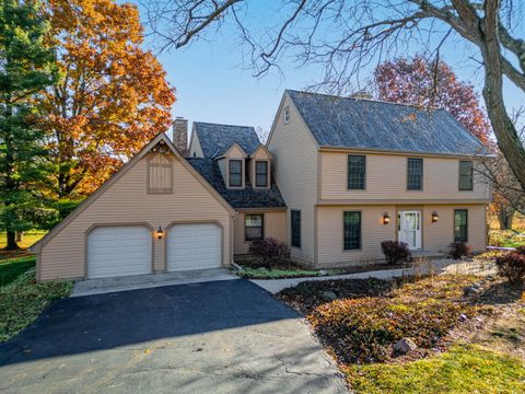 316 S Shannon Drive Woodstock IL 60098