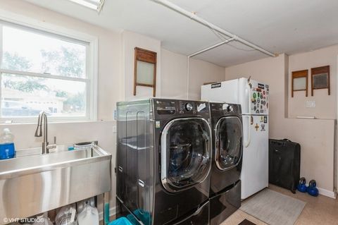 Tiny photo for 610 Bryn Mawr Avenue, Bartlett, IL 60103 (MLS # 12437828)