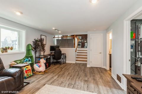 Tiny photo for 610 Bryn Mawr Avenue, Bartlett, IL 60103 (MLS # 12437828)
