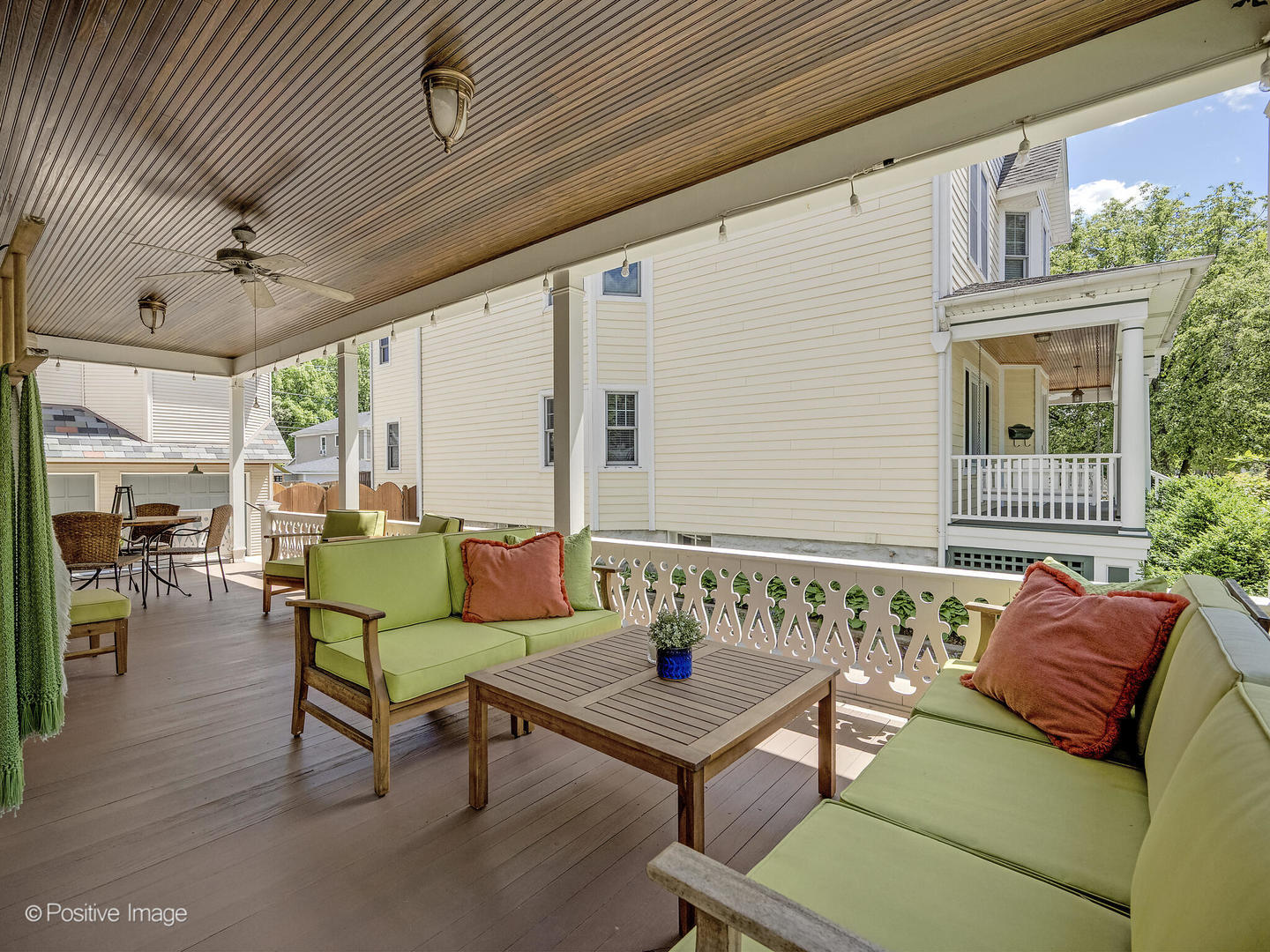 213 S Ashland Avenue