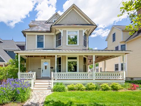 213 S Ashland Avenue La Grange IL 60525