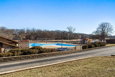 Tiny photo for 55 Vail Colony #6, Fox Lake, IL 60020 (MLS # 12545064)