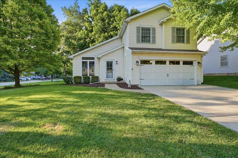 Photo of 2623 Persimmon Place, Bloomington, IL 61701 (MLS # 12710563)