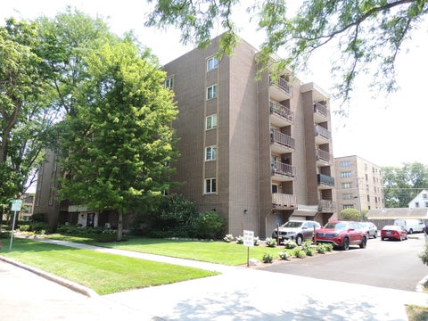 Tiny photo for 1365 Ashland Avenue #204, Des Plaines, IL 60016 (MLS # 12708887)