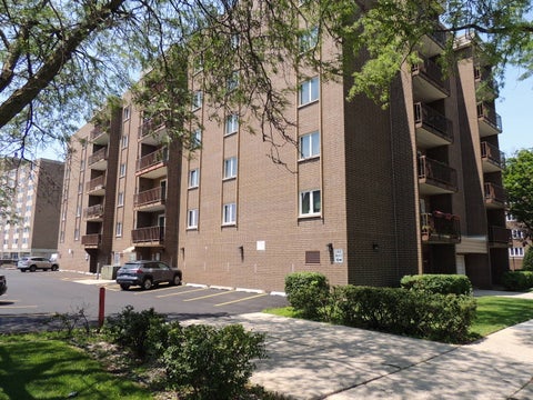 Tiny photo for 1365 Ashland Avenue #204, Des Plaines, IL 60016 (MLS # 12708887)