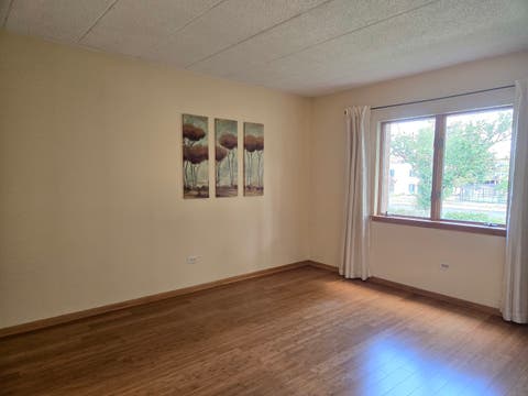 Tiny photo for 1365 Ashland Avenue #204, Des Plaines, IL 60016 (MLS # 12708887)