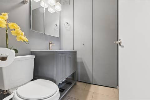 Tiny photo for 4850 S Lake Park Avenue #1201, Chicago, IL 60615 (MLS # 12705188)