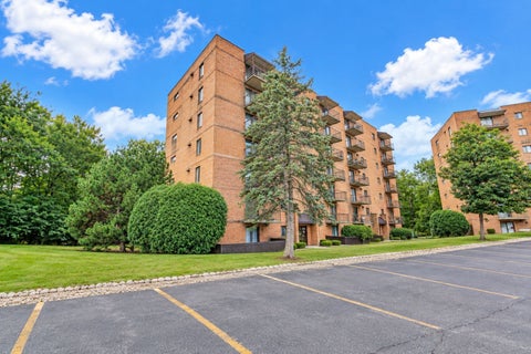 Tiny photo for 6040 Lake Bluff Drive #202, Tinley Park, IL 60477 (MLS # 12766047)