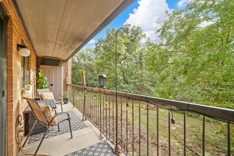 Tiny photo for 6040 Lake Bluff Drive #202, Tinley Park, IL 60477 (MLS # 12766047)