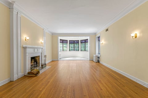 Tiny photo for 5757 S Kenwood Avenue #1, Chicago, IL 60637 (MLS # 12748930)