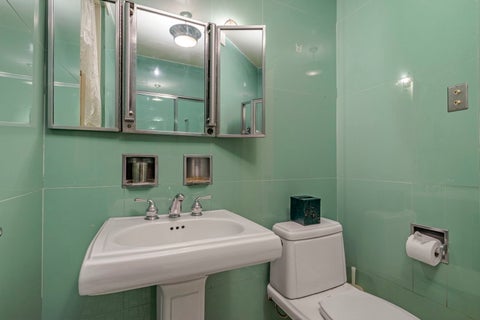 Tiny photo for 5757 S Kenwood Avenue #1, Chicago, IL 60637 (MLS # 12748930)