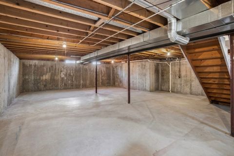 Tiny photo for 100 Longford Drive, Elgin, IL 60120 (MLS # 12601320)