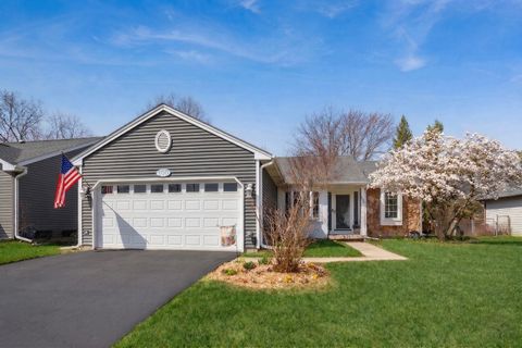 Photo of 100 Longford Drive, Elgin, IL 60120 (MLS # 12601320)