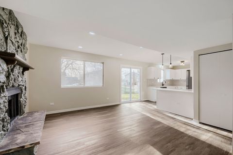 Tiny photo for 141 Timberlane Road, Matteson, IL 60443 (MLS # 12602998)