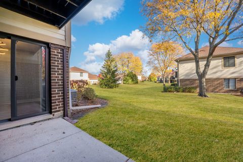 Tiny photo for 813 E Carriage Lane #5, Palatine, IL 60074 (MLS # 12526930)