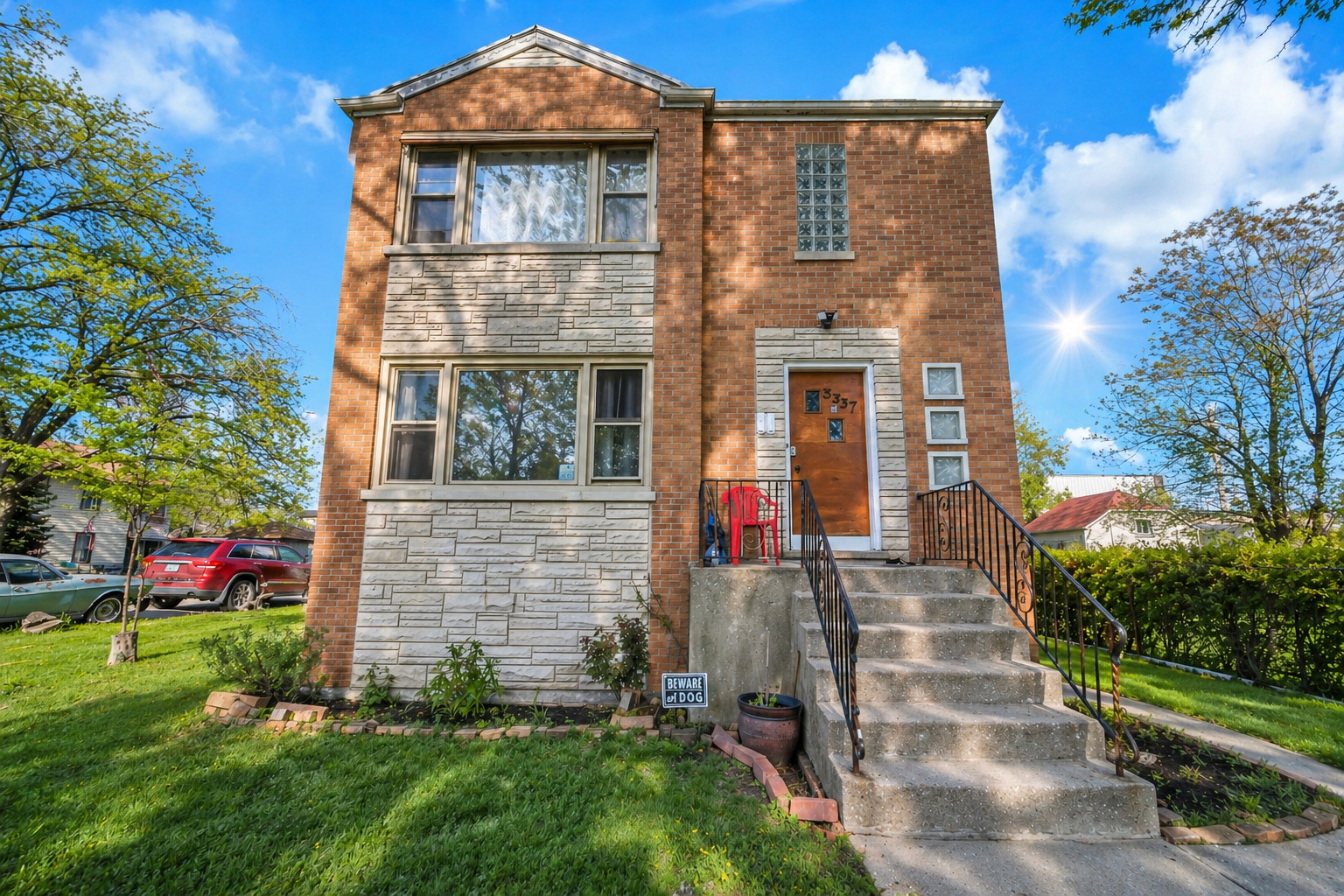 3257 N Kostner Avenue