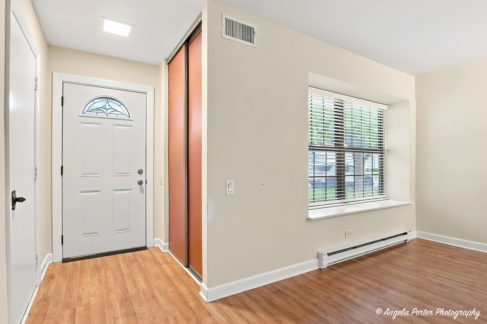 7104 Nassau Court