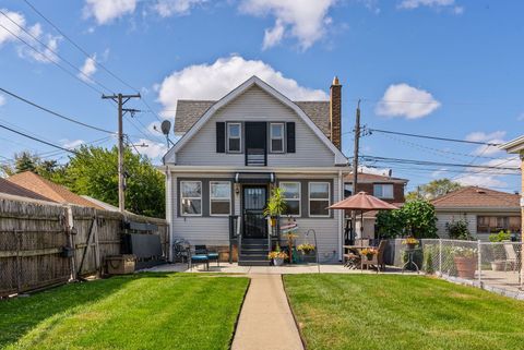 A home in Harwood Heights